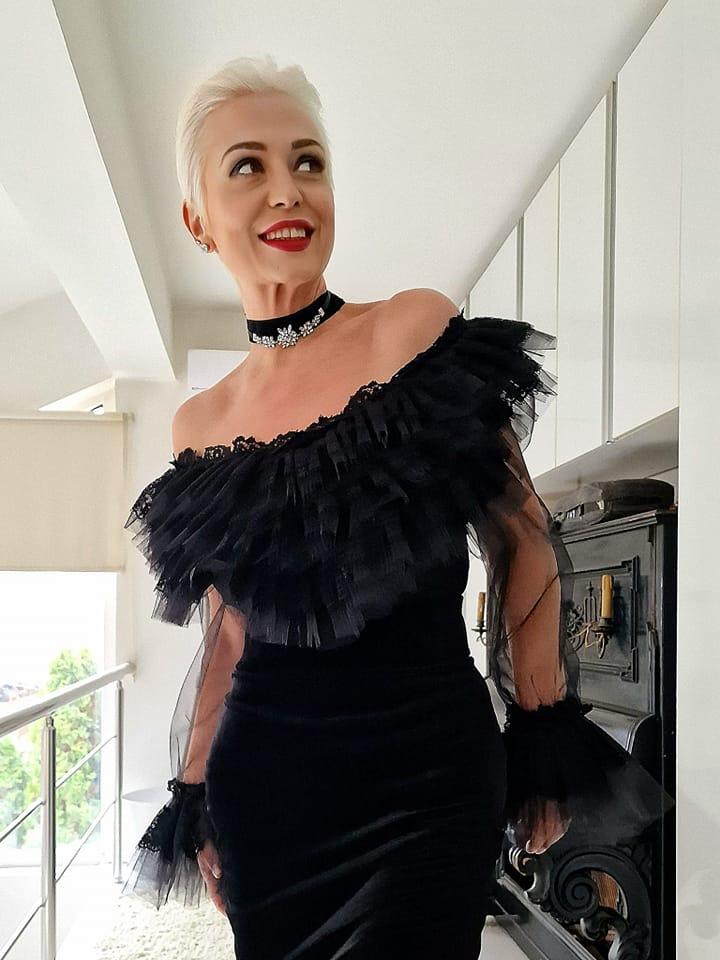 Monica Anghel are o siluetă de invidiat. Decizia importantă pe care a luat-o: "Am terminat cursul. Am dat examenul" 18835113