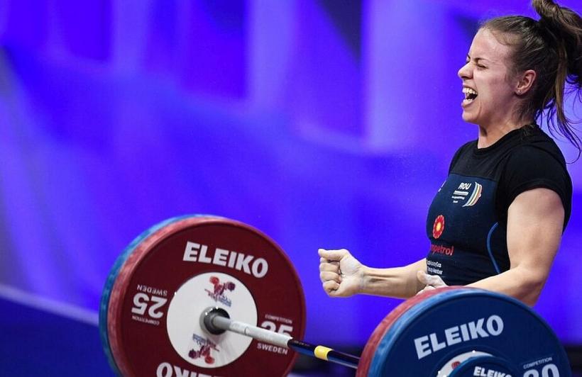Trei medalii de aur pentru halterofila Loredana Toma la Europenele de la Erevan 18835402