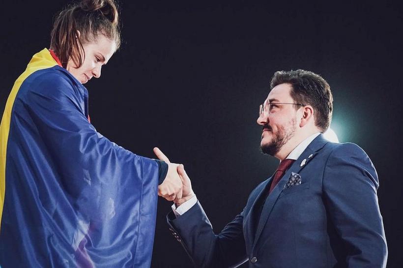 Trei medalii de aur pentru halterofila Loredana Toma la Europenele de la Erevan 18835404