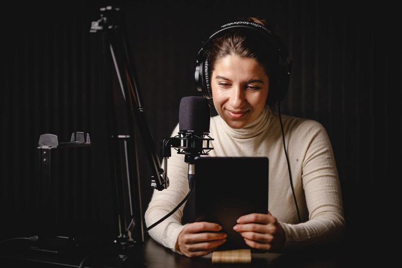 Câți bani învârte piața de carte digitală în România 18835556