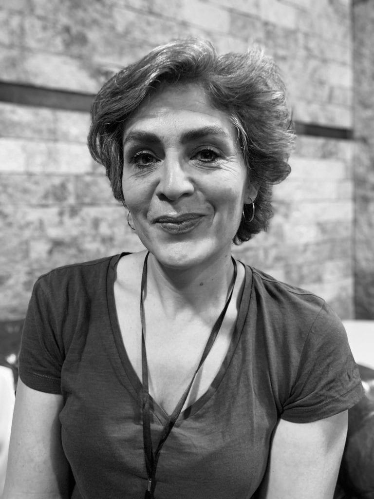 Publicul interesat de dezvoltarea artei performative poate pătrunde, în premieră la Bucureşti, în culisele de lucru ale „She She Pop”, unul dintre cele mai revoluţionare şi multipremiate colective de teatru din Berlin 18835777