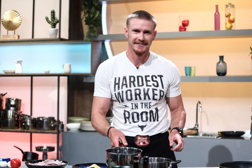 Chefi la cuțite, record de audiență cu ediția de ieri  Campionul mondial la canoe, Cătălin Chirilă, gătește pentru Chefi diseară,  iar Nico jurizează amuleta 18836341