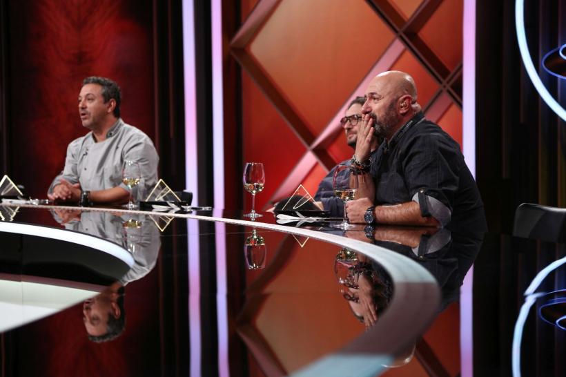 Cel mai înalt om din lume, în vizită la Chefi la cuțite  Show-ul culinar își menține supremația în topul audiențelor 18836483