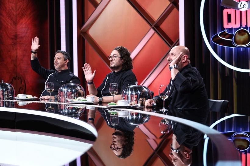 Cel mai înalt om din lume, în vizită la Chefi la cuțite  Show-ul culinar își menține supremația în topul audiențelor 18836485