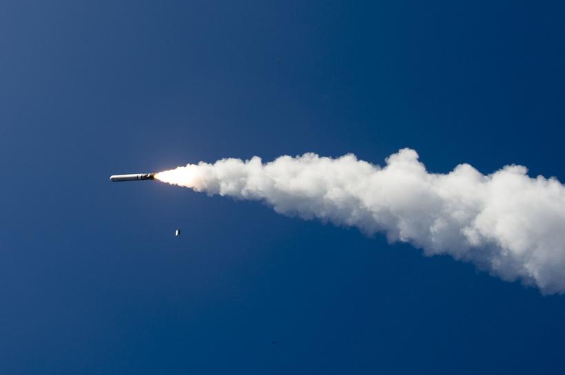 Unde dai și unde crapă: Rachetă lansată din Suedia s-a defectat și a aterizat în Norvegia
