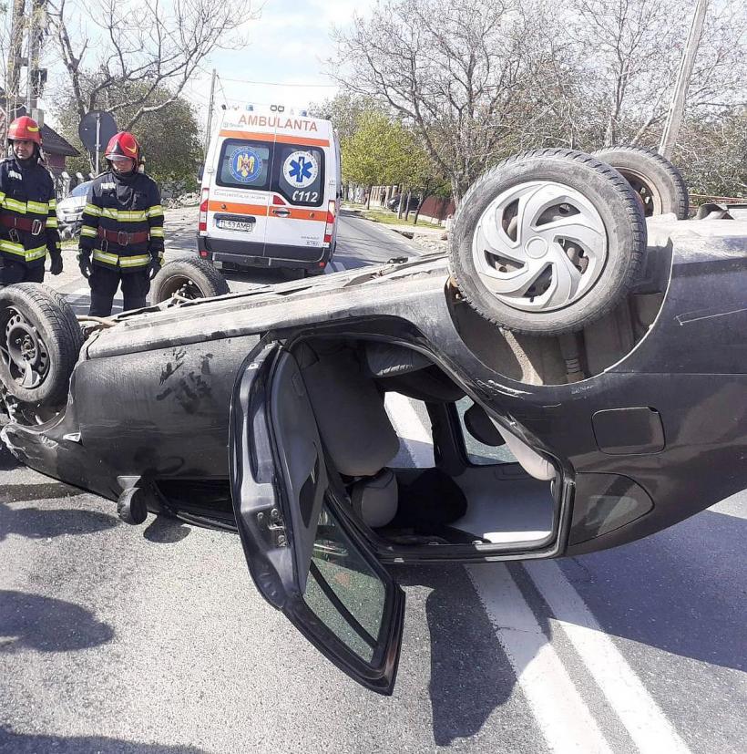 Accident rutier GRAV la Jijila între 2 autoturisme. A intervenit elicopterul SMURD