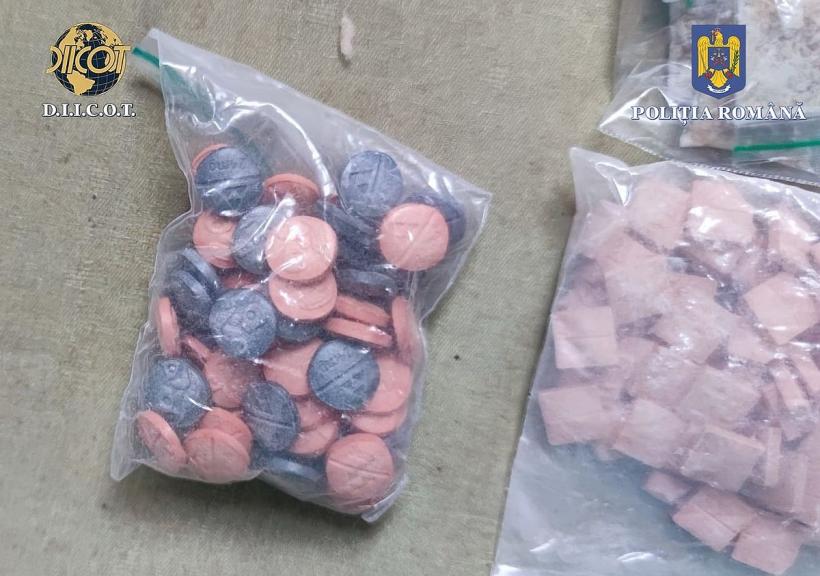 VIDEO Șase cetățeni străini, reținuți pe litoral pentru trafic de droguri 18836991