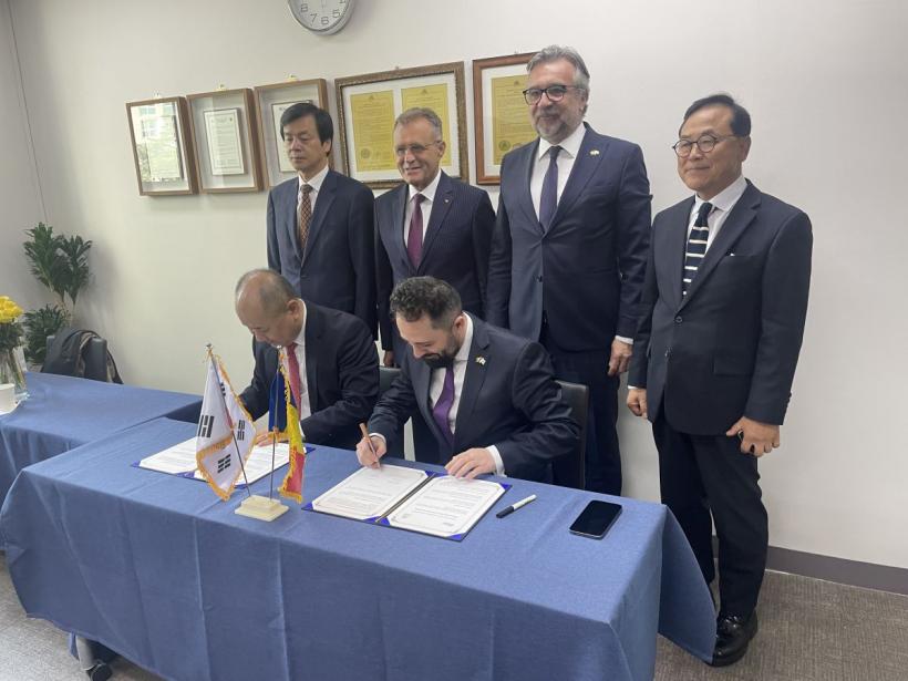 Delegația Operei Naționale București, la Seoul, Daegu și Busan, în cadrul aniversării a 15 ani de parteneriat strategic România - Republica Coreea 18837785