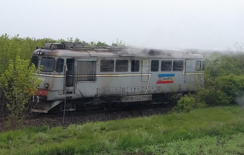Incendiu la o locomotivă în Gara Piatra Olt           18837697