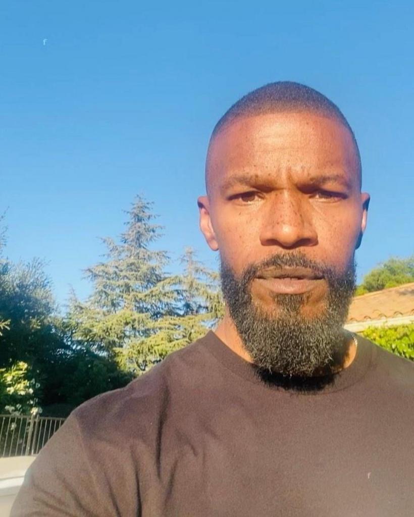 Celebrul actor Jamie Foxx, internat în spital pentru o „urgență medicală gravă”: are nevoie de toate rugăciunile voastre 18837638