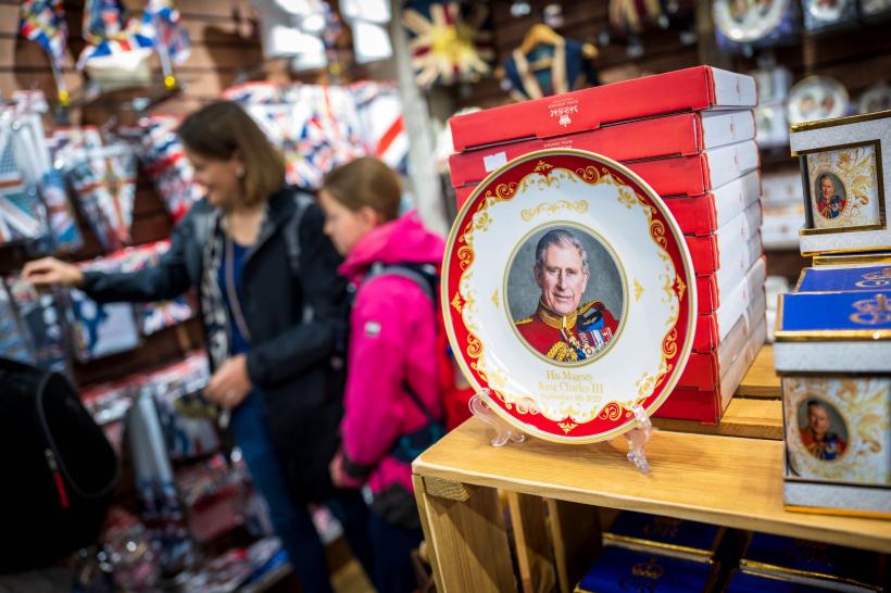 Căzut în dizgrație, fratele regelui Charles, prințul Andrew, aruncă încă un nor asupra monarhiei 18837970