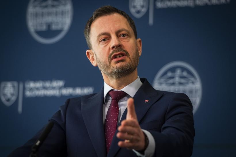 Premierul Slovaciei, Eduard Heger, demisionează