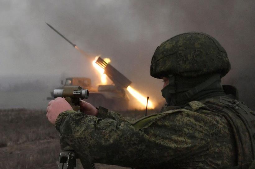 Putin sărbătorește Ziua Victoriei printr-un atac asupra Kievului: 15 rachete au fost doborâte de ucraineni