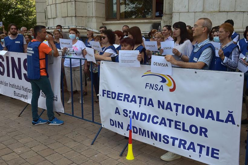 Angajații de la Statistică organizează pe 11 mai un nou protest la sediul Parlamentului României