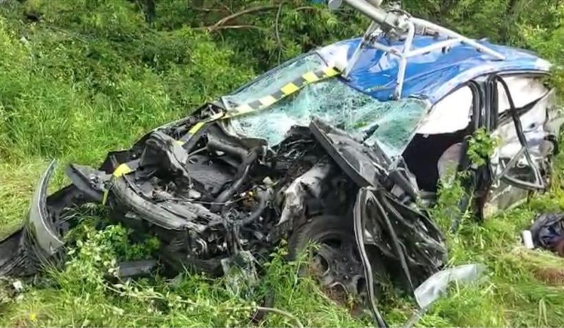 Mașina Google Street View a fost lovită de tren în Mehedinți 18838705