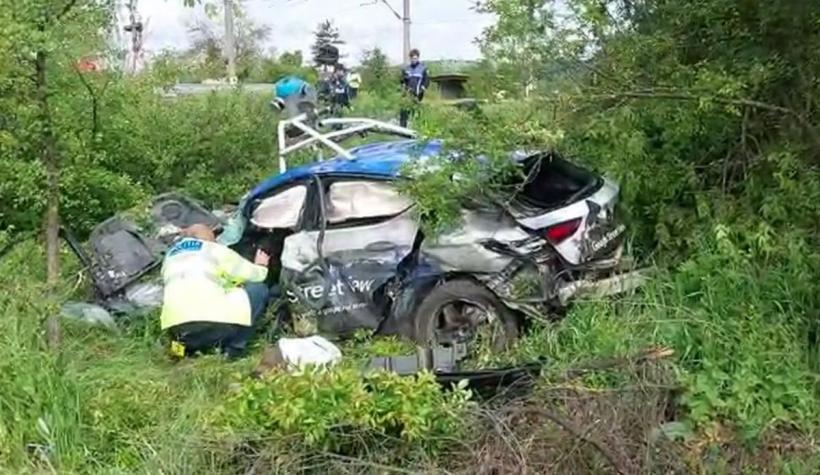 Mașina Google Street View a fost lovită de tren în Mehedinți 18838707