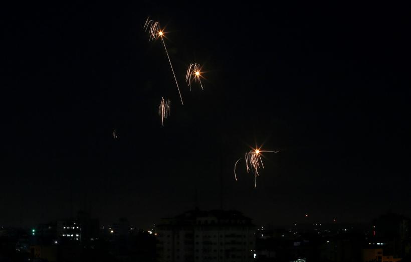 Noapte sângeroasă în Fâșia Gaza: Armata israeliană a intensificat bombardamentele asupra grupurilor islamiste 18838813