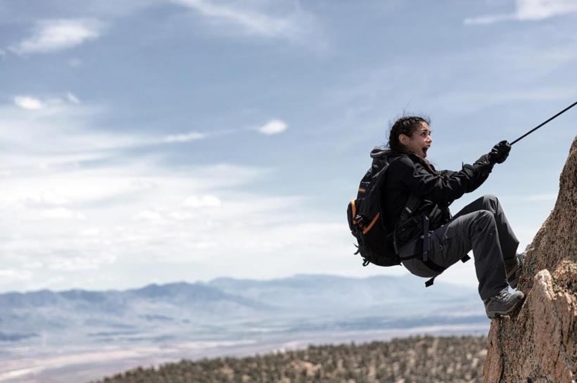 Bear Grylls,  „rușinat” de dieta vegană: Acum mănânc organe și carne roșie  18839191