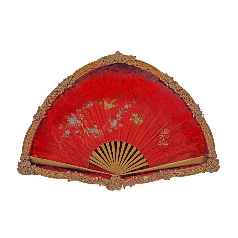 Un secol de istorie într-o licitație dedicată monarhiei și comunismului 18838443