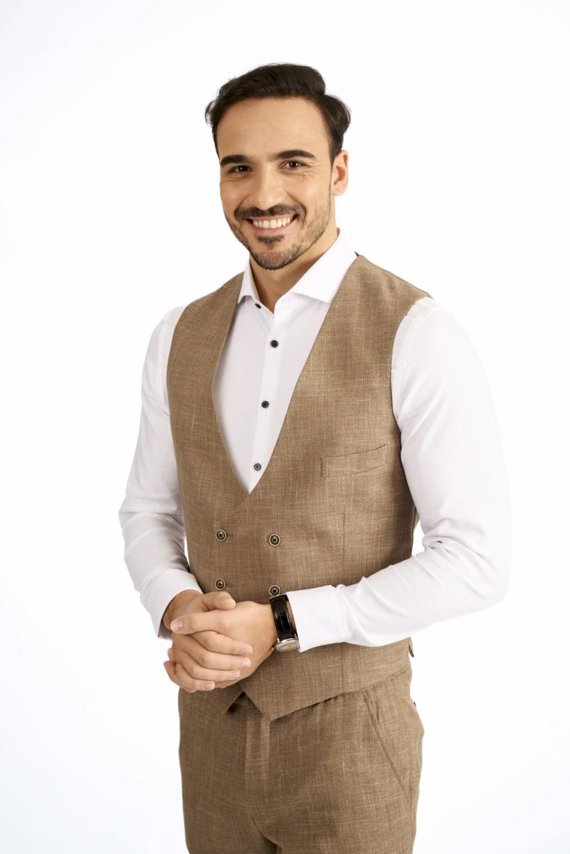 Anda Sârbei şi Matei Negrescu, protagoniştii serialului romance  Lasă-mă, îmi place! Camera 609 de la Antena 1 18839460