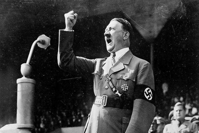 Un discurs al lui Hitler a fost difuzat prin difuzoarele unui tren din Austria