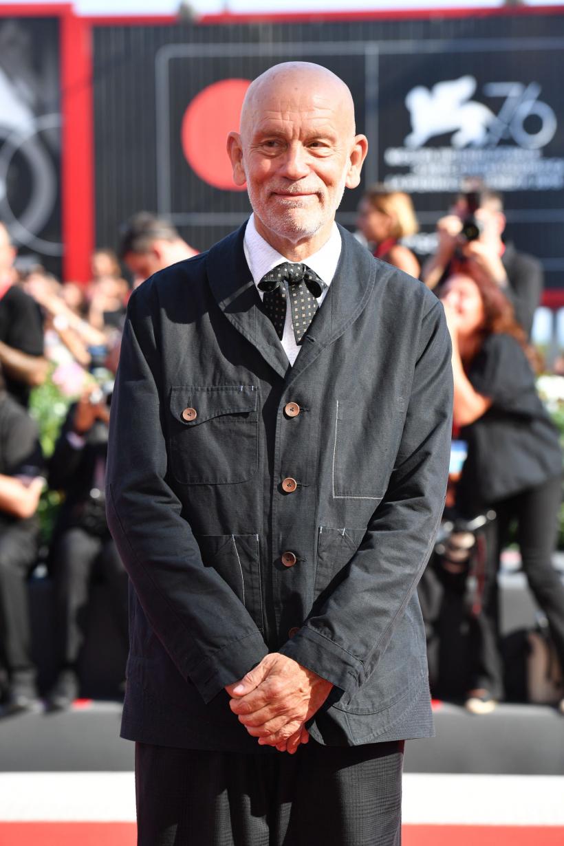 JOHN MALKOVICH pe scena Teatrului Național din Timișoara, un moment de vârf al Capitalei Europene a Culturii 18839592