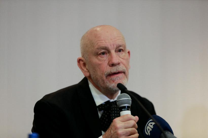 JOHN MALKOVICH pe scena Teatrului Național din Timișoara, un moment de vârf al Capitalei Europene a Culturii 18839593