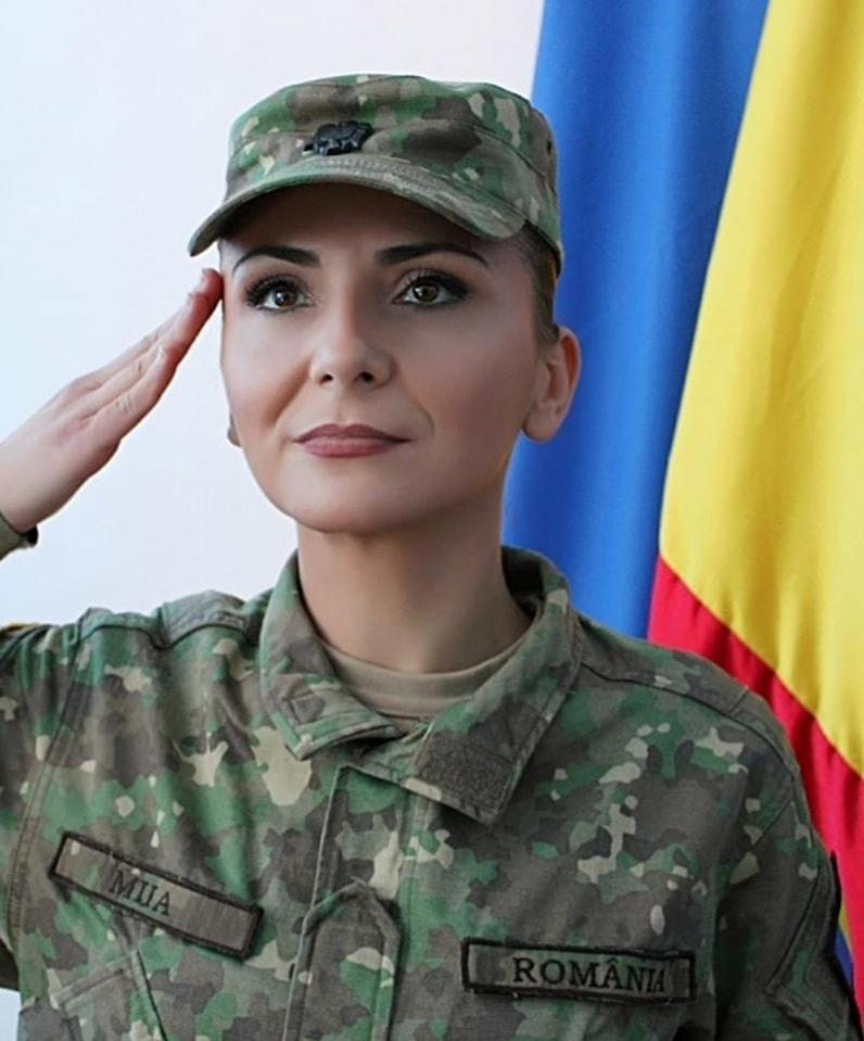 Accident cu trotinetă electrică în București. O femeie beată a fost lovită pe o trecere de pietoni  18839870