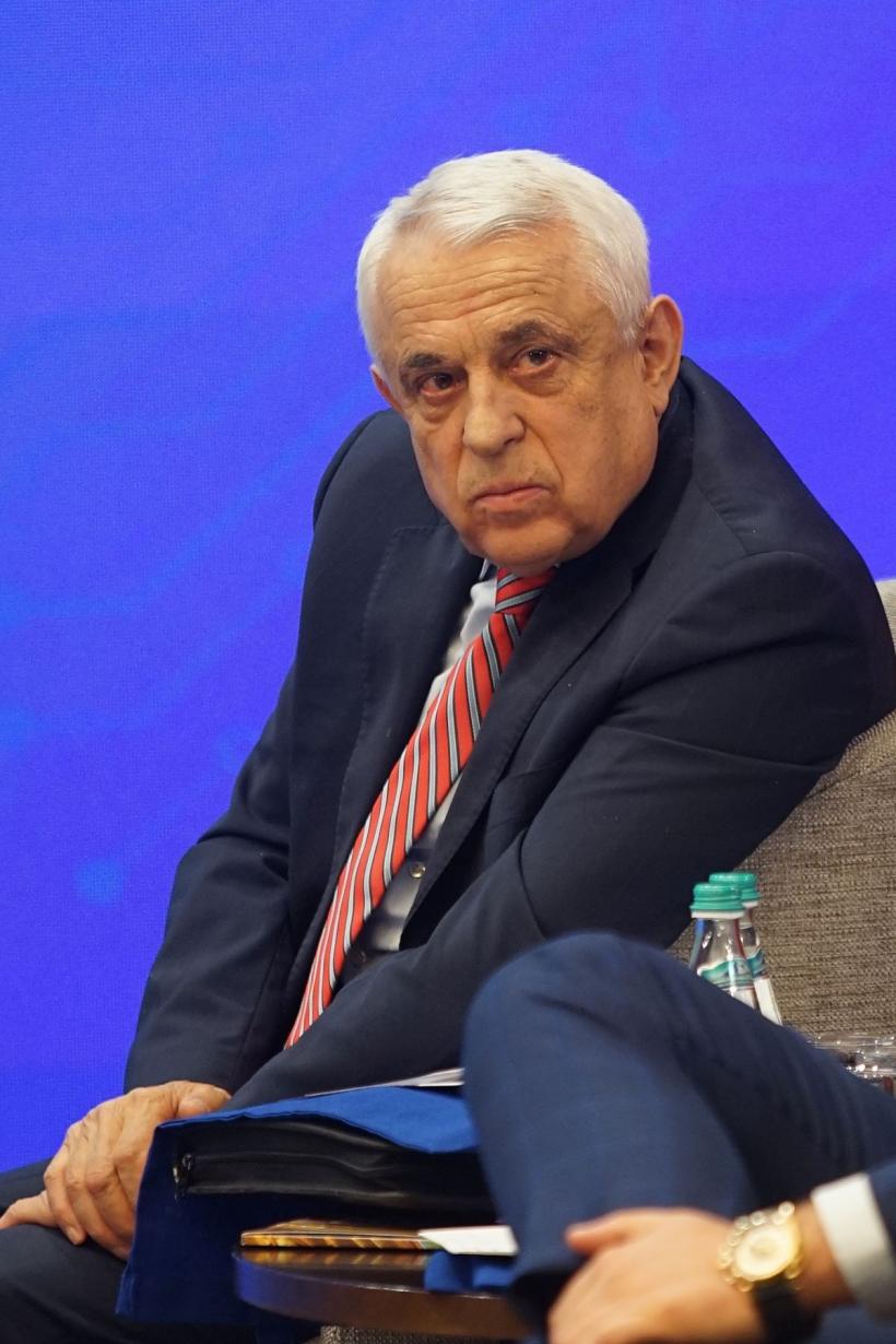 Agricultorii au calculat: le lipsesc 150.000 de tractoare 18839734