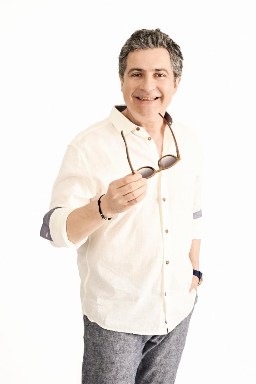 Emilia Popescu revine pe micile ecrane în comedia romantică Lasă-mă, îmi place! Camera 609 de la Antena 1. Emilia va face cuplu cu actorul Mihai Călin 18839919