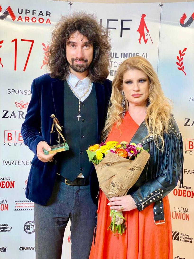 „Phoenix - Povestea”, mențiune specială pentru cel mai bun documentar 18839771