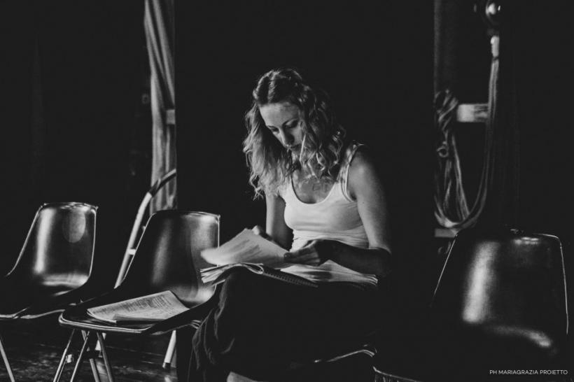 Actrița agresată în Parcul Cișmigiu: „Am fost bătută în plină zi. Stăteam pe o bancă, cu o carte și o cafea” 18840234