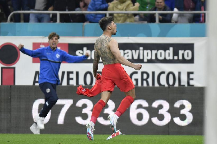 Hagi, cu o mână pe titlu. Dinamo, cu un picior în A 18840121