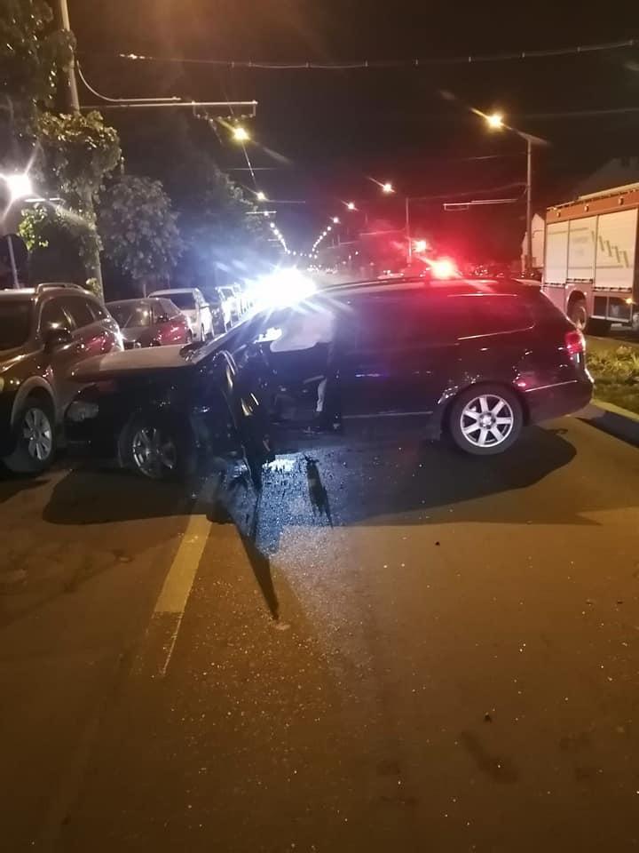 Accident azi noapte în Vaslui. Patru tineri au ajuns la spital 18840421