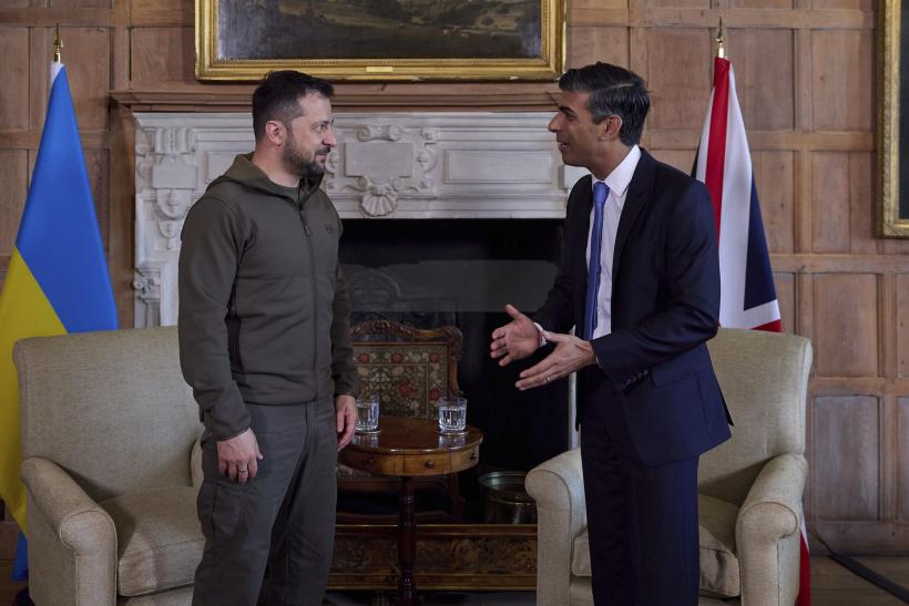 Volodimir Zelenski a ajuns la reuniunea G7 de la Hiroșima 18840441