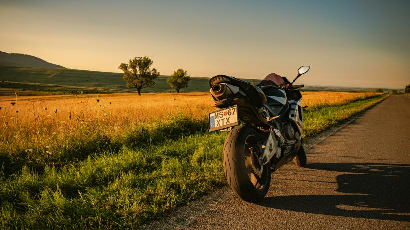 7 destinații din România de vizitat cu motocicleta