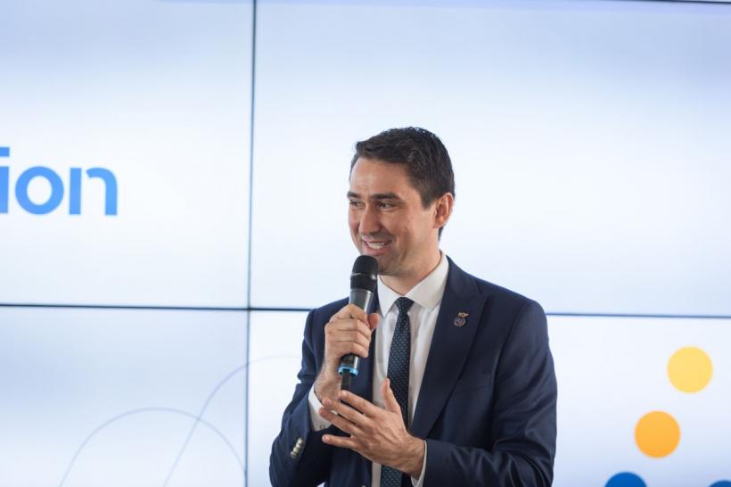 IMM-urile românești primesc sprijin pentru creșterea comerțului electronic transfrontalier prin programul e-export nation, lansat de Ministerul Cercetării, Inovării și Digitalizării, Poșta Română și eBay 18840950