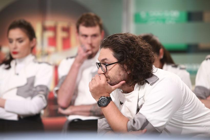 Diseară, se refac echipele la Chefi la cuțite: Florin Dumitrescu aduce concurenți noi din bootcamp. Show-ul culinar, lider de audiență 18841220