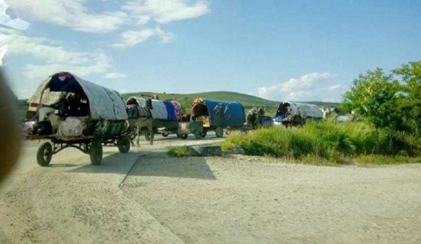 Două comunități de peste 100 de romi, scoase din Alba Iulia de polițiști și jandarmi din cauza cerșitului