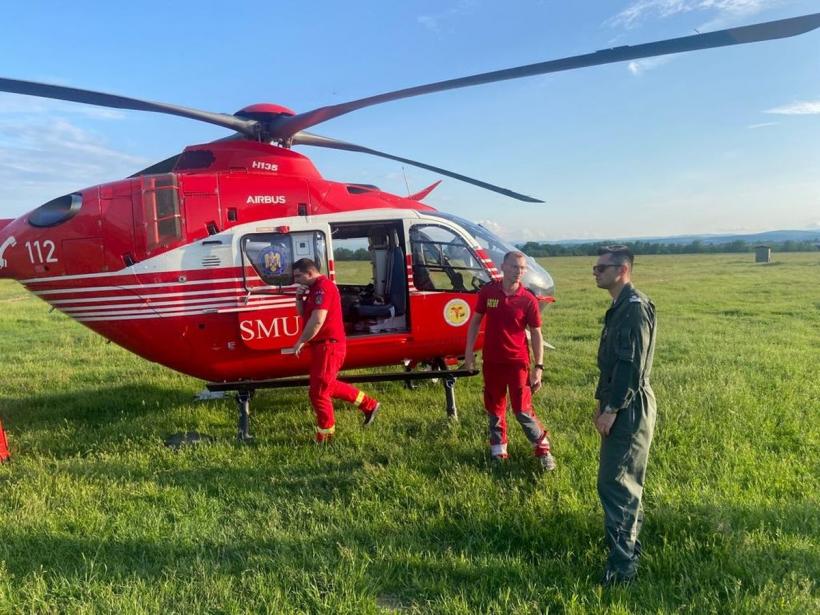 Tragedie în Hunedoara: Un bărbat a murit electrocutat în timp ce tăia iarba din curtea casei 18841245