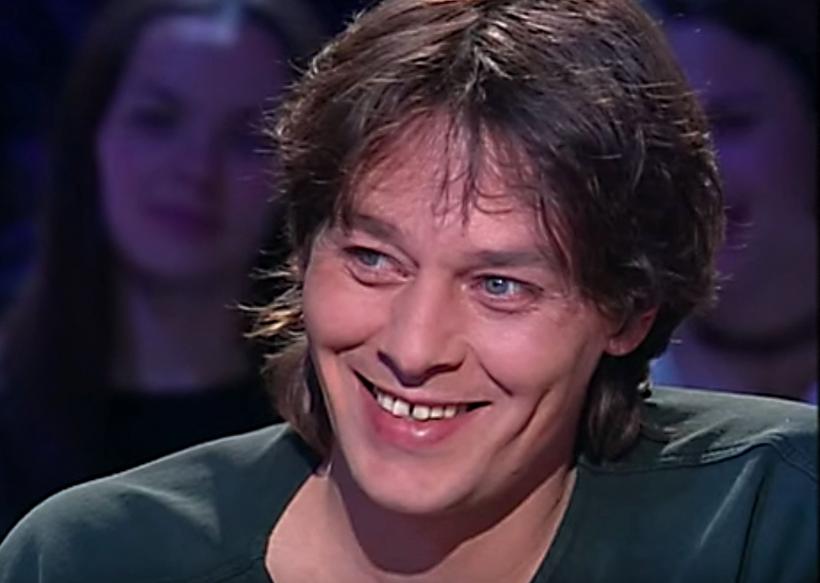 Fiul nelegitim al lui Alain Delon s-a stins din viață. Fotograful a avut o viață tragică 18841115