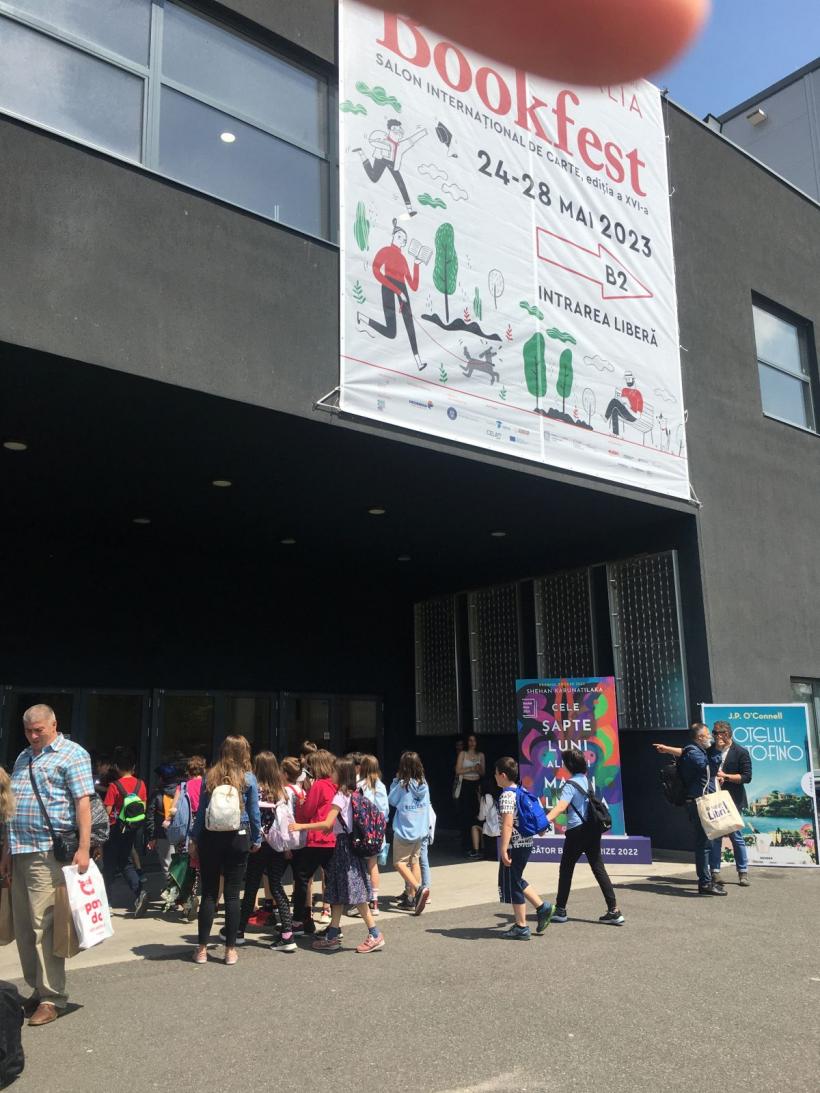 Bookfest 2023. S-au închis școlile? Deschideți cărțile! 18841229