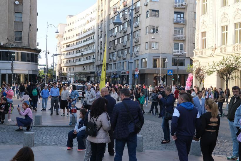 Program Străzi deschise 27-28 mai: statui vivante, marionete, silent disco, ateliere şi teatru pentru copii pe Calea Victoriei 18841619