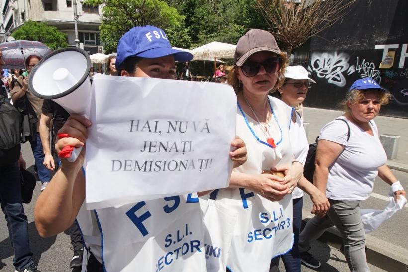 Oferta Guvernului i-a enervat mai rău pe profesori 18841433