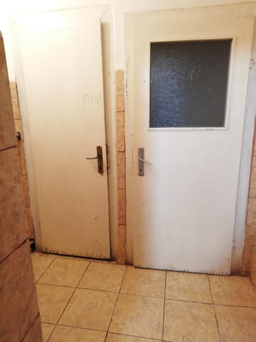 O profesoară din Cluj arată condițiile din școala unde predă: "Mi-am amenajat sala pe banii mei. Nu m-am gandit la familie!" 18841945