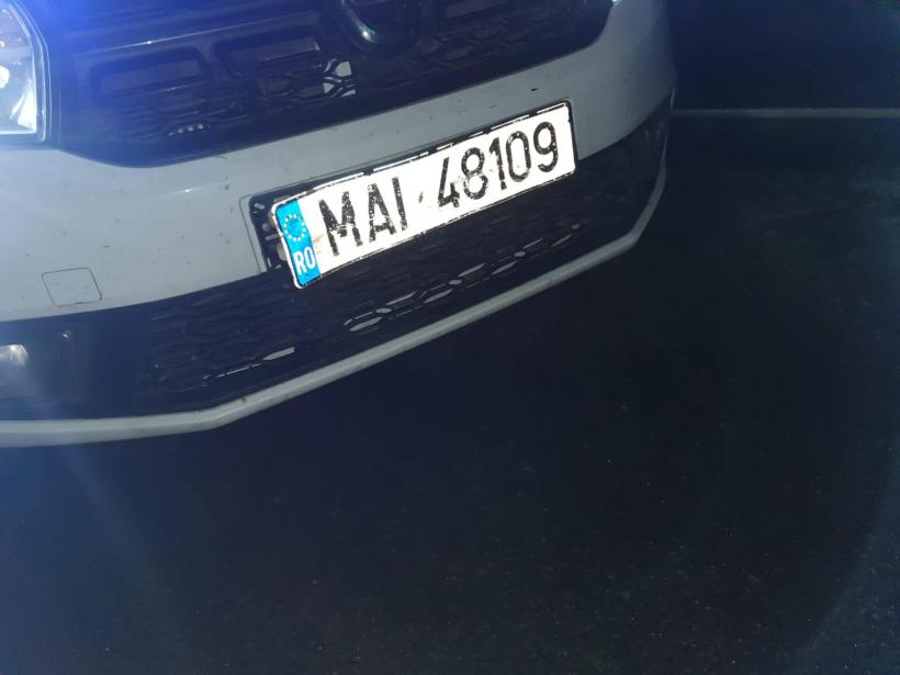 Urmărire ca-n filme în Mureș. Un șofer fără permis a lovit cu mașina un polițist și apoi a fugit 18842084