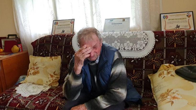 Țara care își lasă eroii să trăiască din „Diplome de onoare”: Recunoștință veșnică, în format A4 18841861