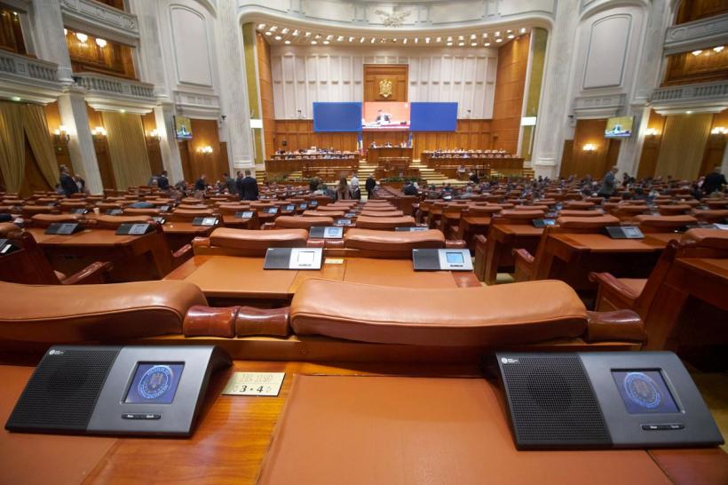 CSM cere să nu se schimbe nimic. Fără pensii speciale, Justiția e pustie 18842044