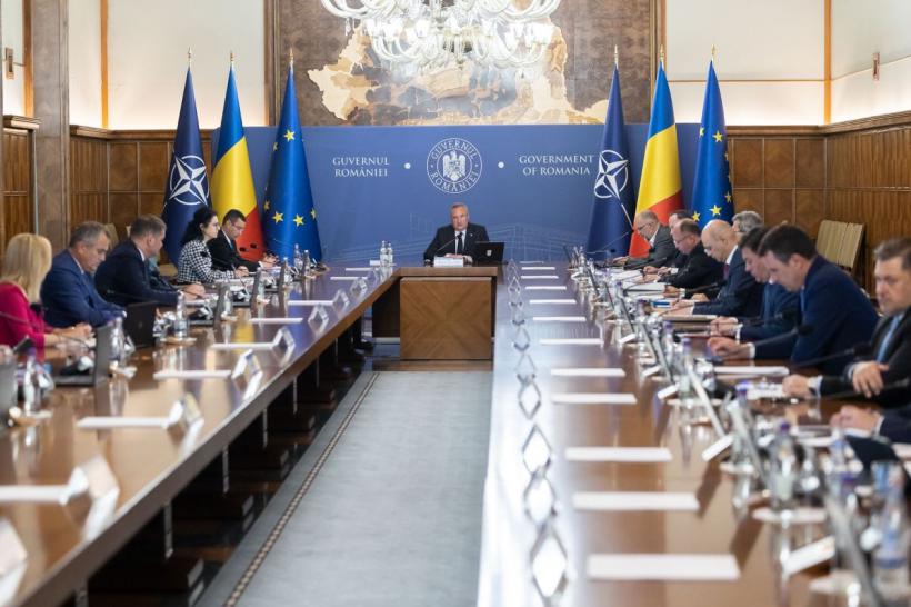 Parlamentul, anexa Guvernului. Din 97 de proiecte de lege aflate la vot final, 82 vizează adoptarea sau completarea ordonanțelor de urgență 18842236