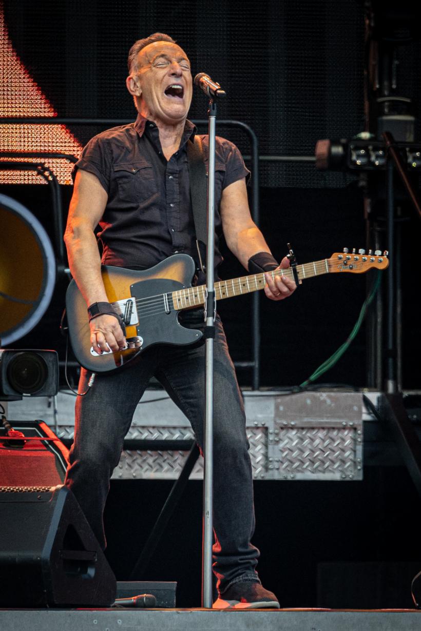 La 73 de ani, Bruce Springsteen a căzut pe scenă în timpul unui concert 18842477